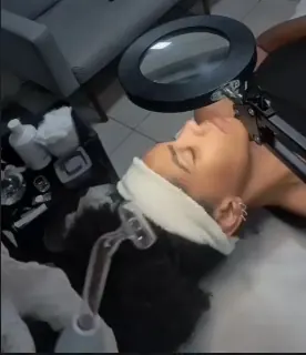 Limpeza de pele no studio